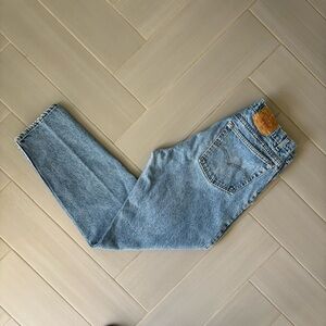 Vintage Levi’s 550 Relaxed Fit Jeans
